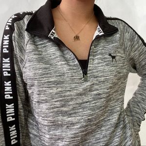 VS PINK QUARTER ZIP